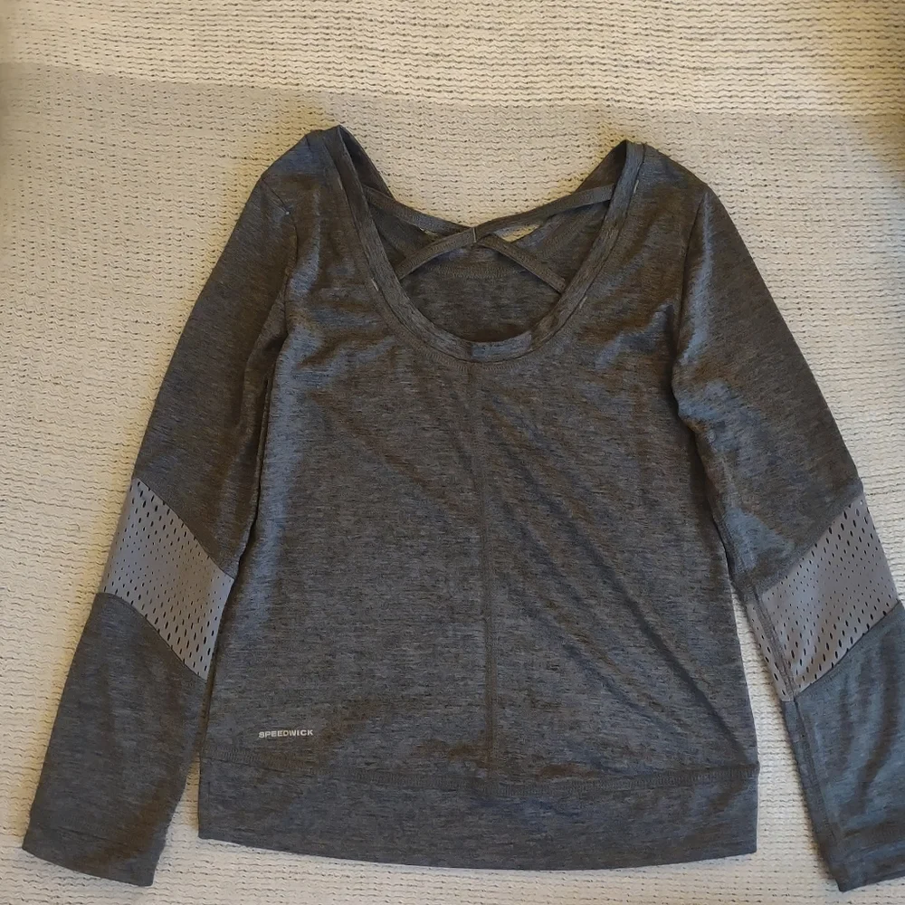 Girls Reebok Long Sleeve Active Top, Size XS 6-8